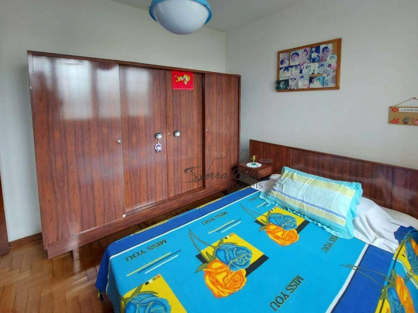 Casa à venda com 4 quartos, 360m² - Foto 10