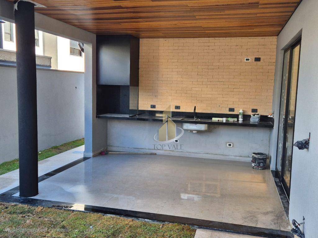 Sobrado à venda com 4 quartos, 256m² - Foto 5