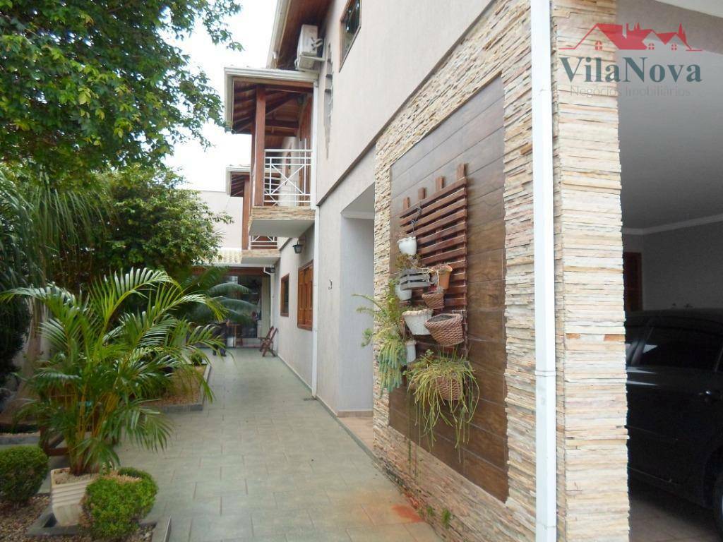 Casa à venda com 4 quartos, 225m² - Foto 5