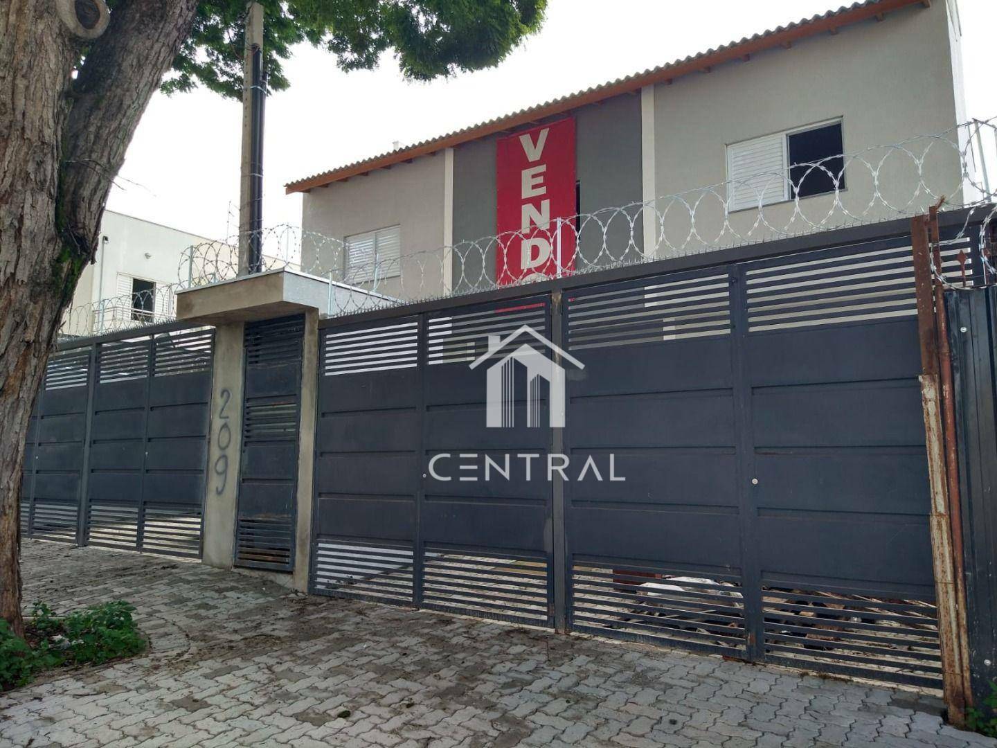 Sobrado à venda com 2 quartos, 70m² - Foto 2