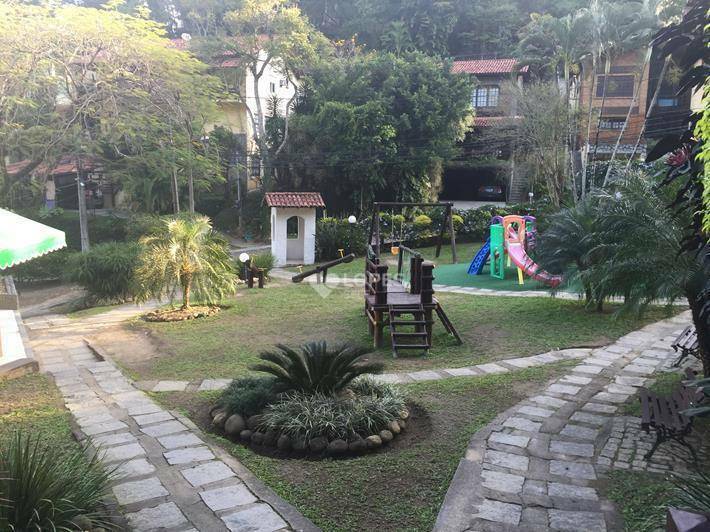 Casa de Condomínio à venda com 4 quartos, 234m² - Foto 27