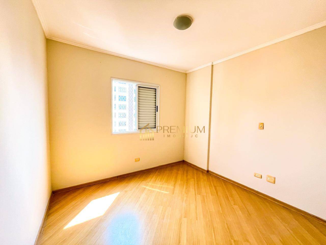 Apartamento à venda com 3 quartos, 79m² - Foto 11