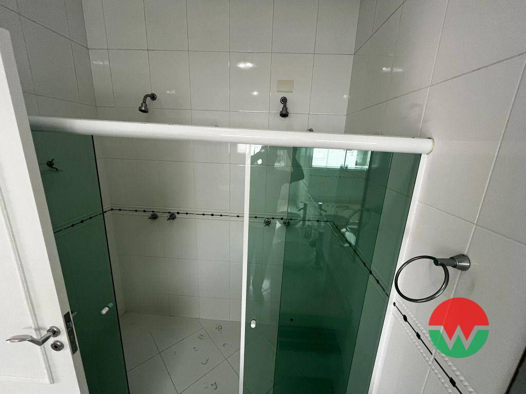 Casa de Condomínio à venda com 5 quartos, 400m² - Foto 28