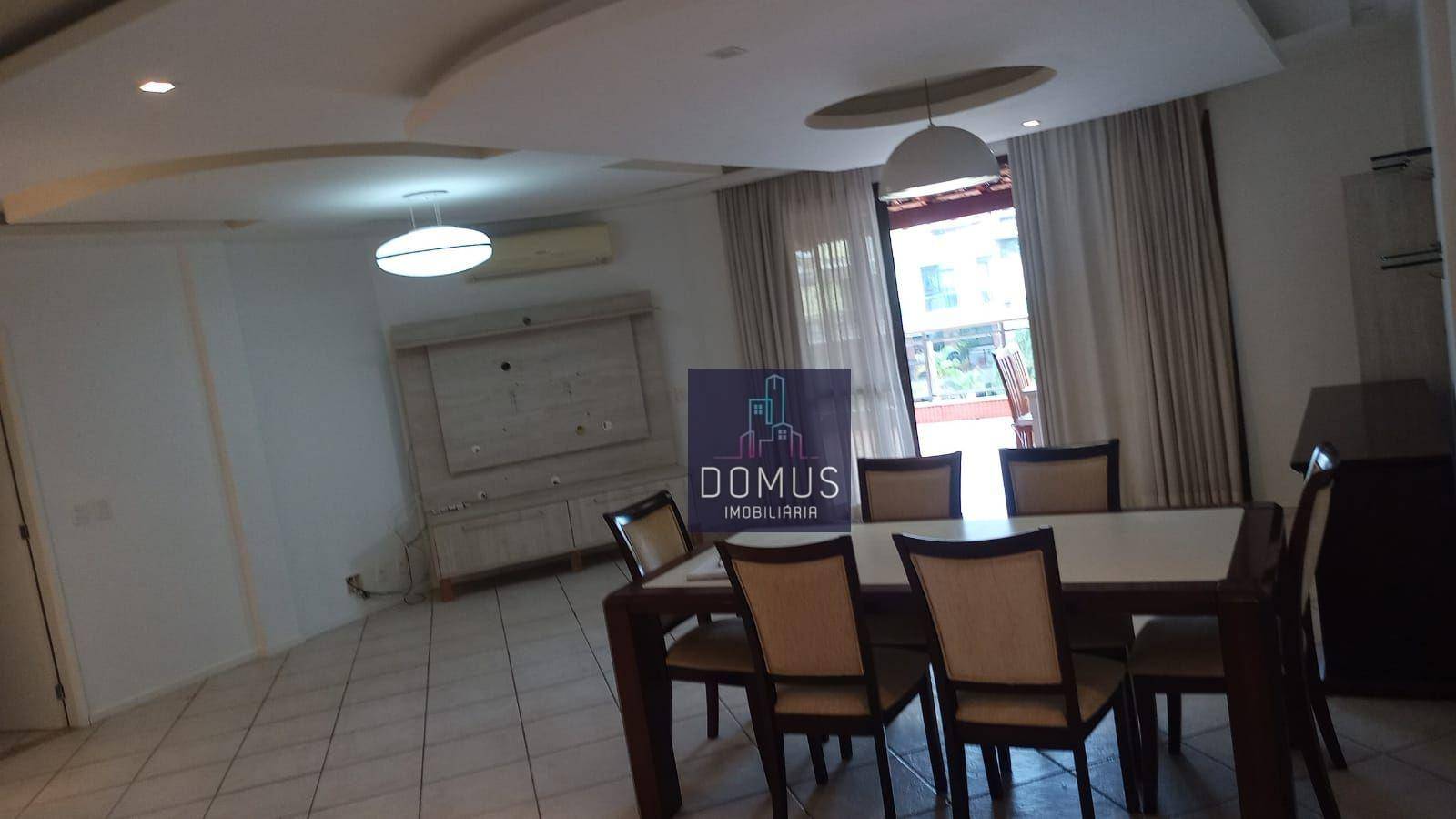 Apartamento à venda com 3 quartos, 207m² - Foto 2