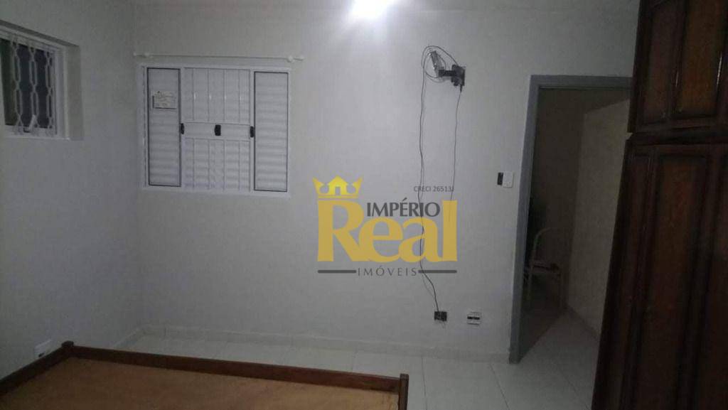 Sobrado à venda com 8 quartos, 400m² - Foto 53