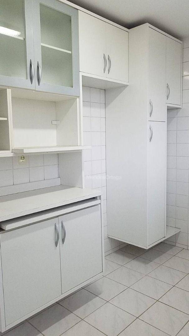 Apartamento à venda com 2 quartos, 65m² - Foto 11