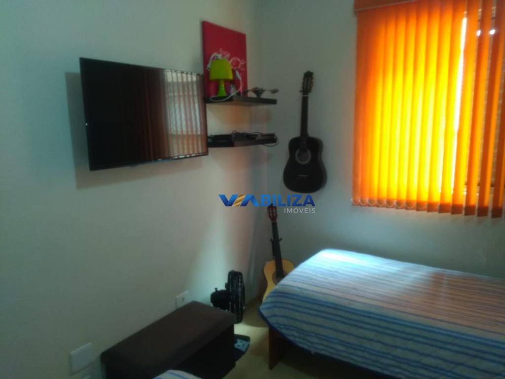 Apartamento à venda com 2 quartos, 75m² - Foto 13