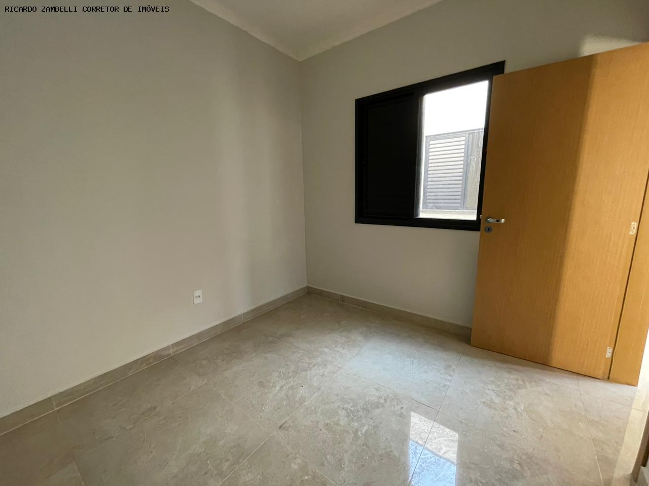 Casa à venda com 3 quartos, 140m² - Foto 11