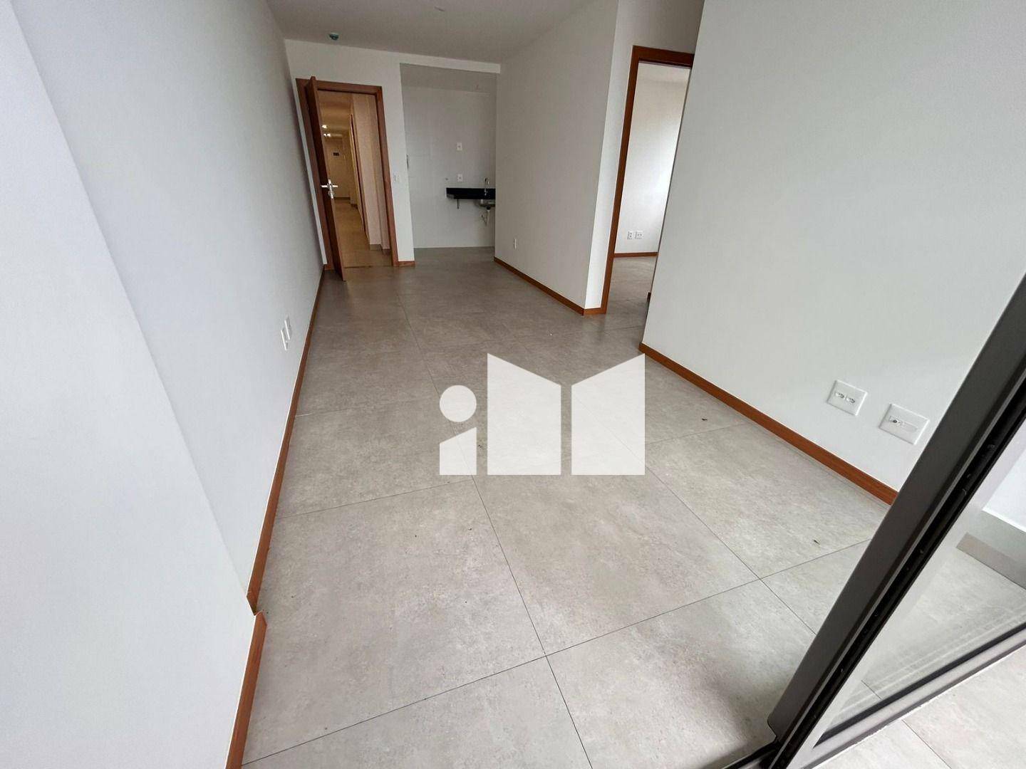 Apartamento à venda com 2 quartos, 60m² - Foto 2