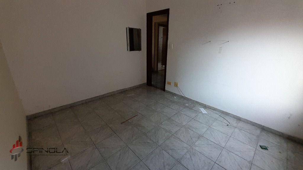 Apartamento à venda com 2 quartos, 69m² - Foto 24