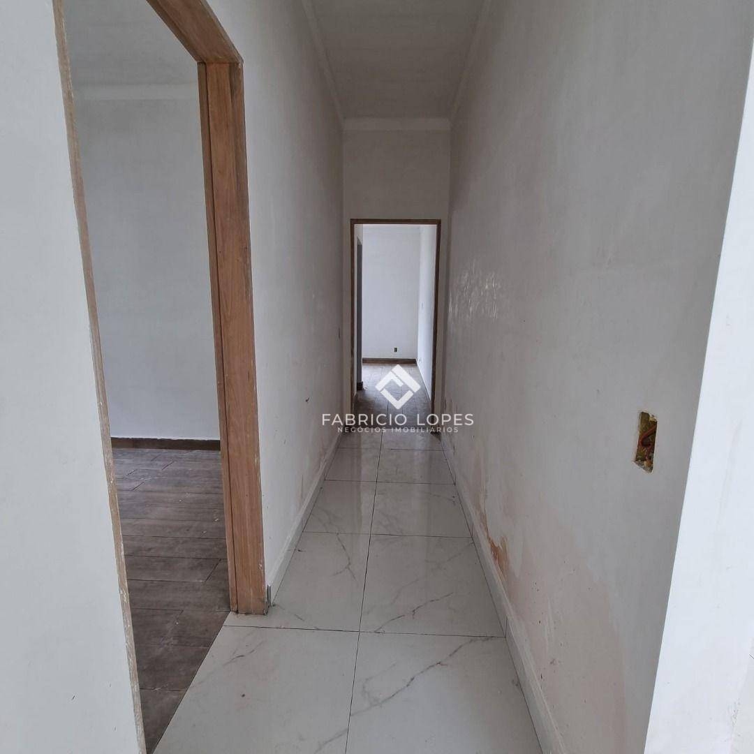 Casa à venda com 3 quartos, 160m² - Foto 18