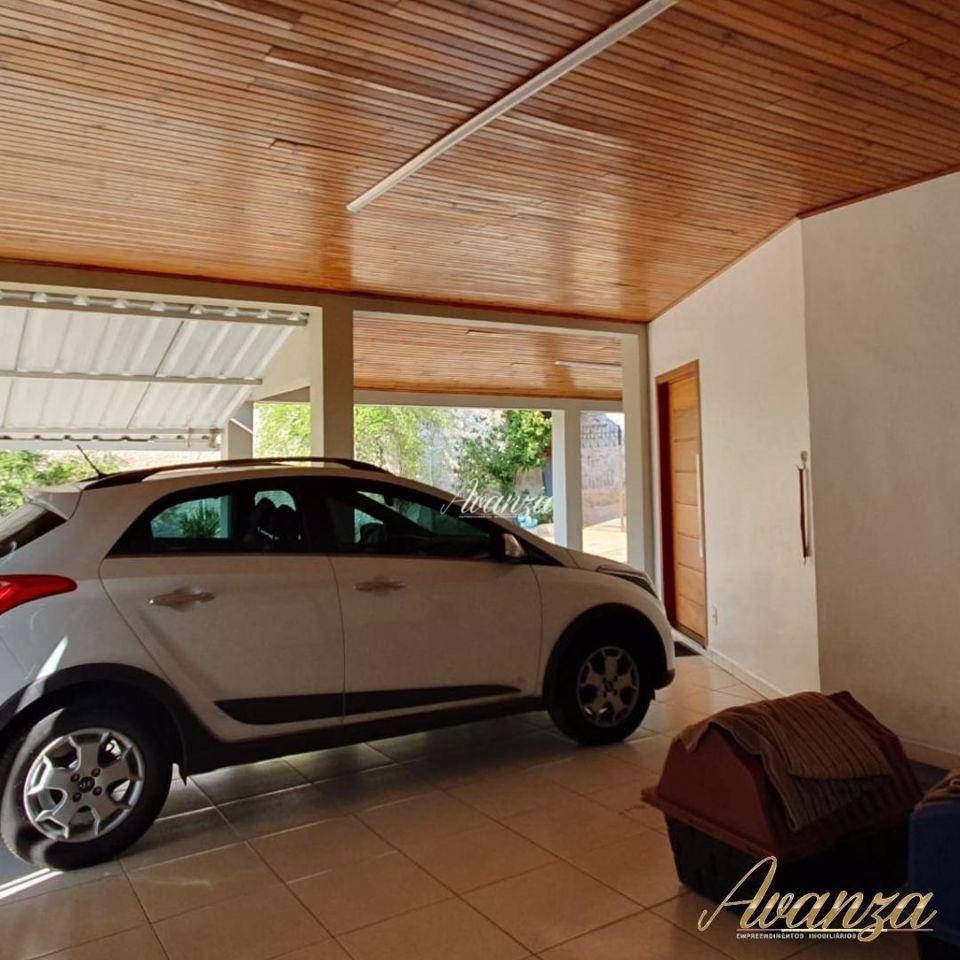 Casa, 5 quartos, 210 m² - Foto 3