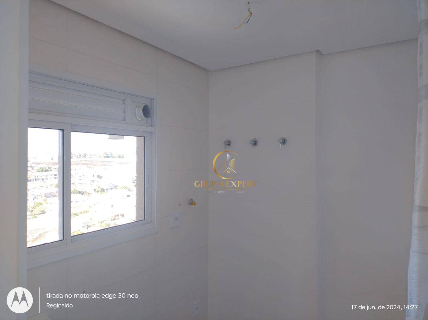 Apartamento à venda com 3 quartos, 101m² - Foto 7