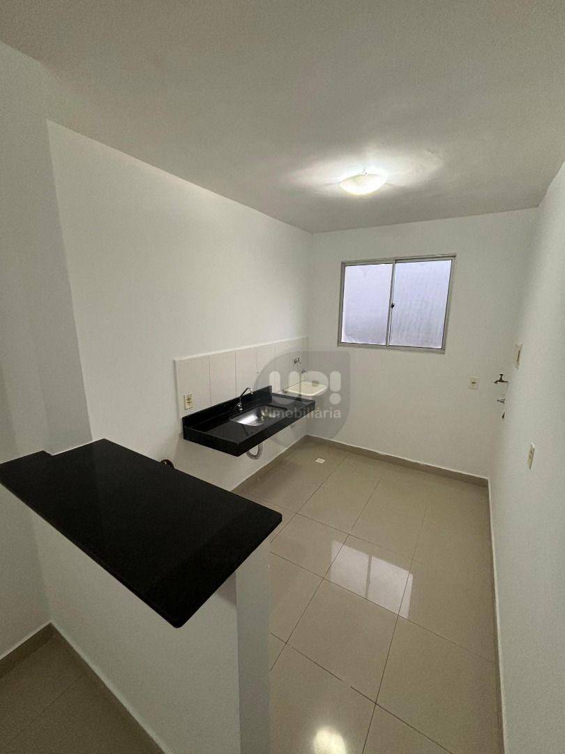 Apartamento à venda com 2 quartos, 45m² - Foto 4