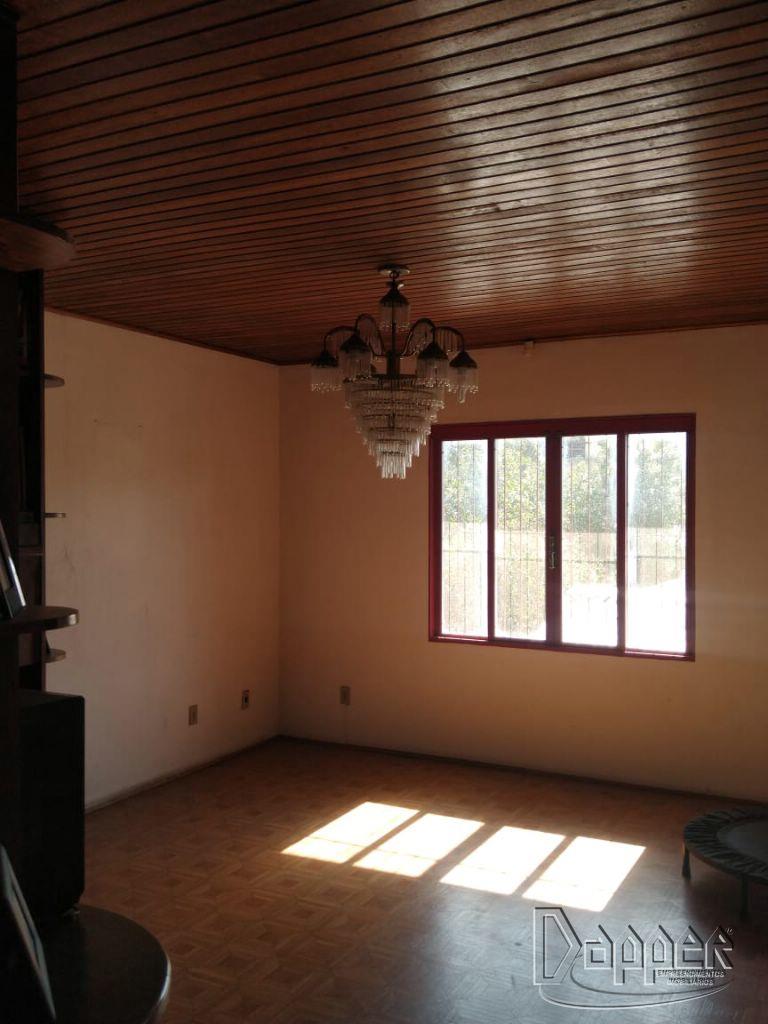 Casa à venda com 3 quartos, 230m² - Foto 4