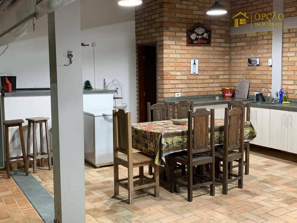 Casa de Condomínio à venda com 4 quartos, 317m² - Foto 1