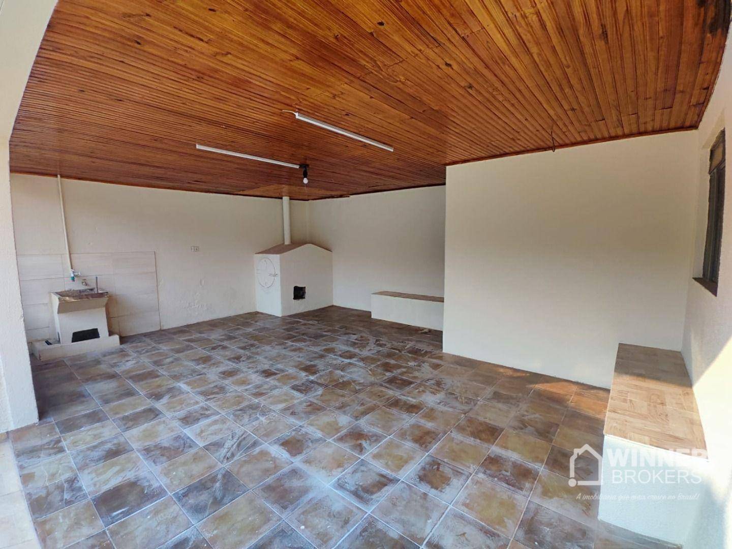 Casa para alugar com 4 quartos, 180m² - Foto 14