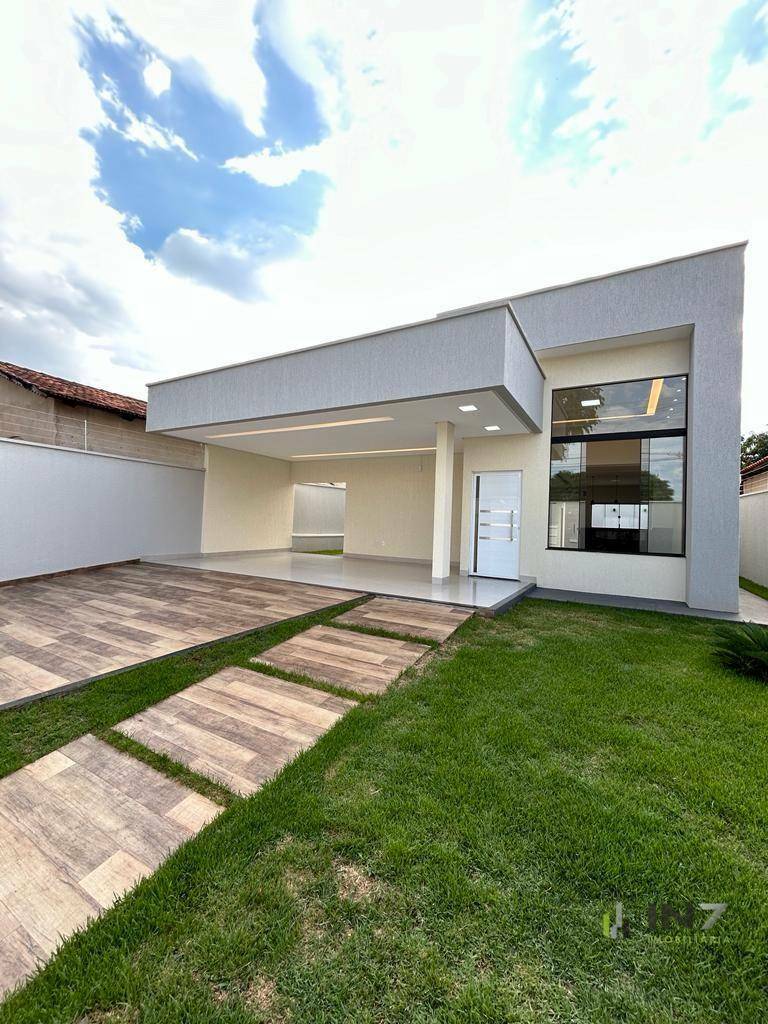 Casa à venda com 3 quartos, 140m² - Foto 2