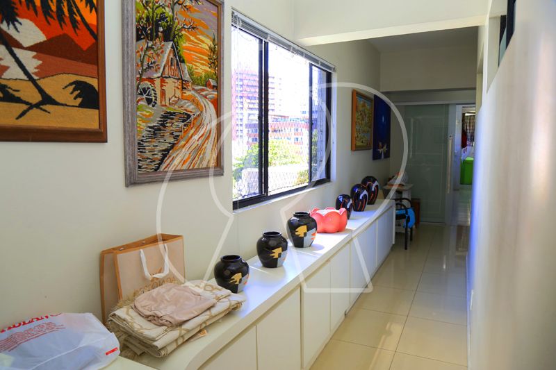 Apartamento à venda com 3 quartos, 193m² - Foto 6