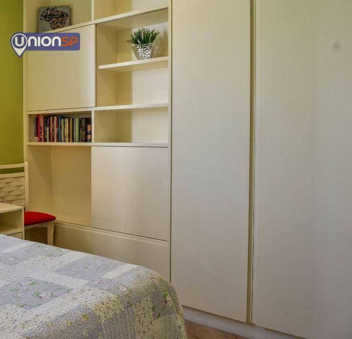 Apartamento à venda com 2 quartos, 70m² - Foto 10