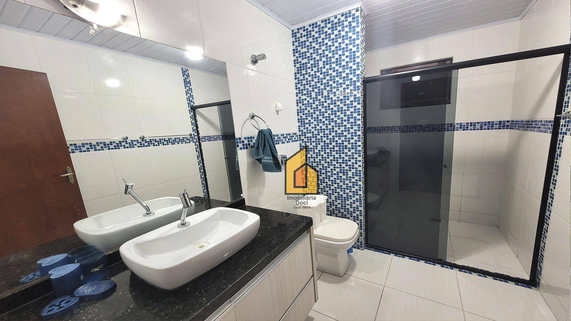 Casa para alugar com 3 quartos, 195m² - Foto 14