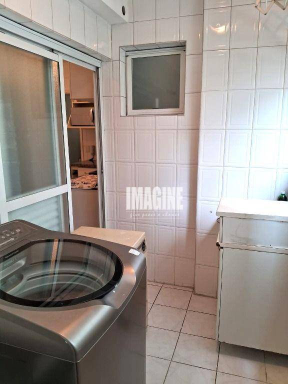 Apartamento à venda com 3 quartos, 93m² - Foto 8