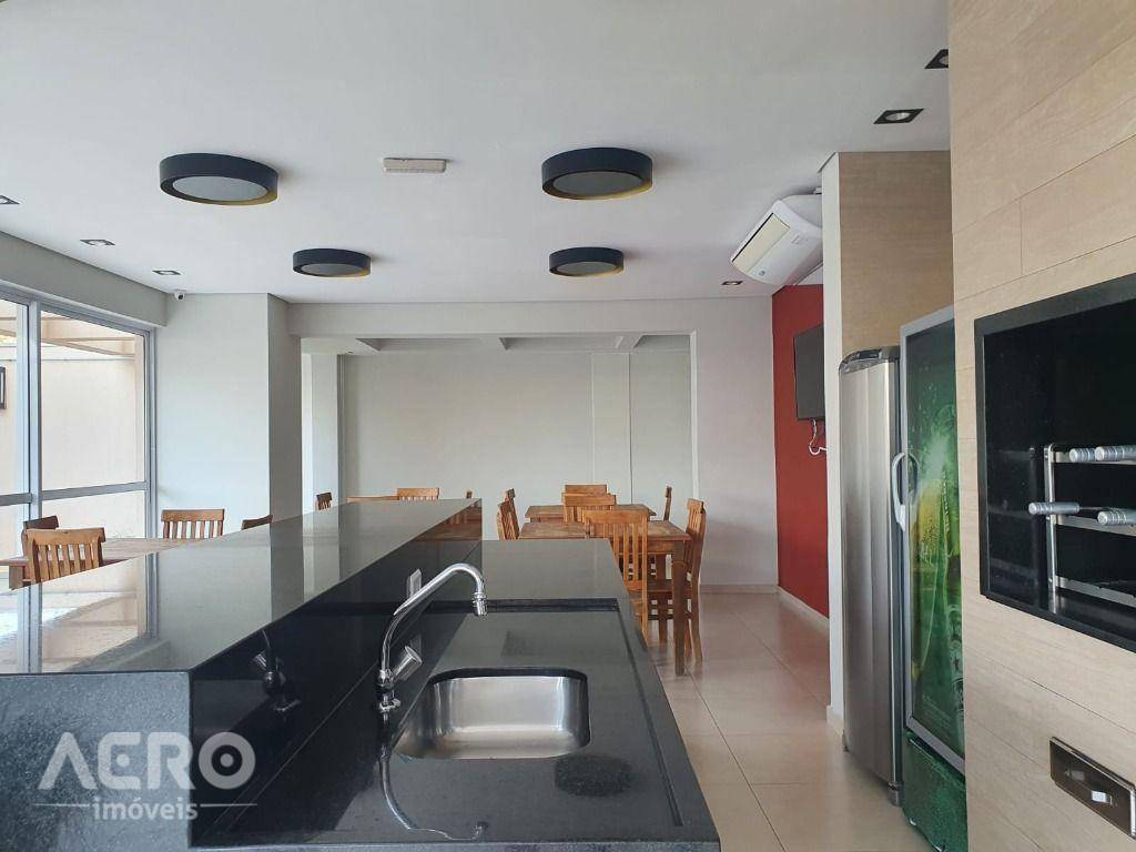 Apartamento à venda com 3 quartos, 98m² - Foto 9