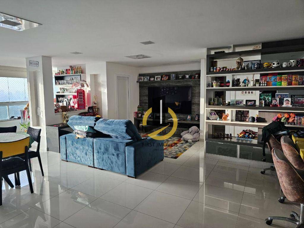 Apartamento à venda com 3 quartos, 150m² - Foto 1