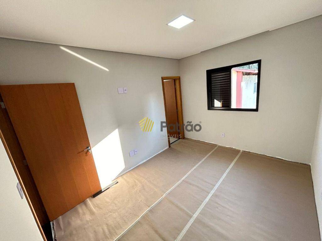 Sobrado à venda com 3 quartos, 214m² - Foto 20