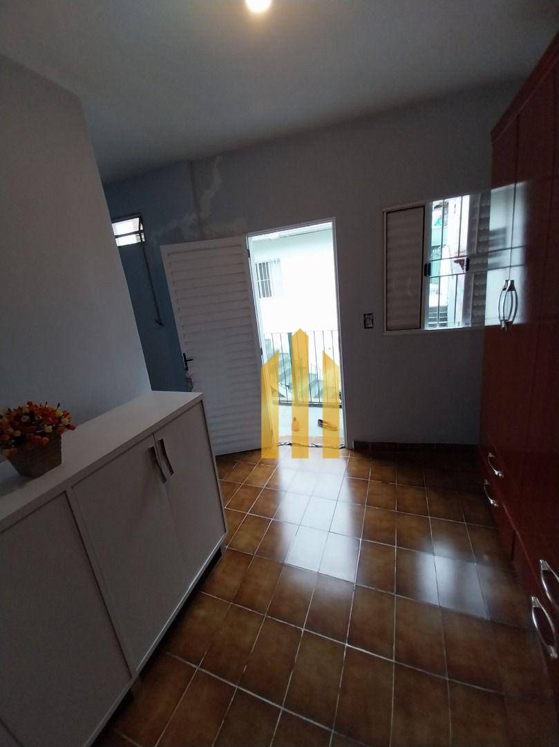 Casa à venda com 3 quartos, 150m² - Foto 17