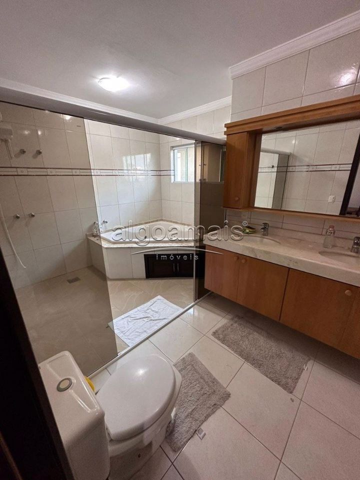 Casa de Condomínio à venda com 6 quartos, 368m² - Foto 17