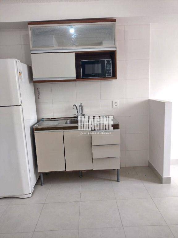 Apartamento à venda com 2 quartos, 32m² - Foto 1