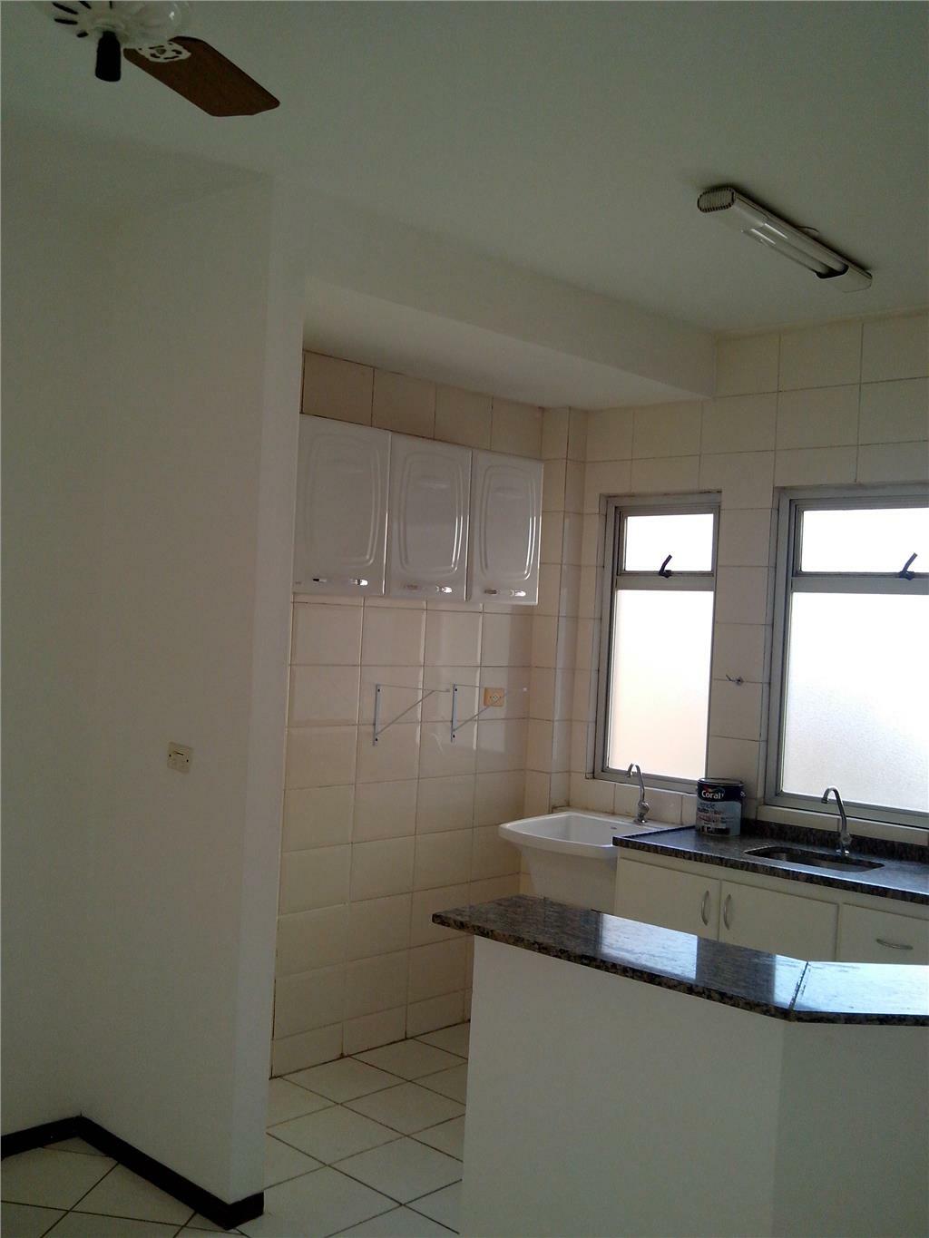 Apartamento à venda com 1 quarto, 39m² - Foto 3