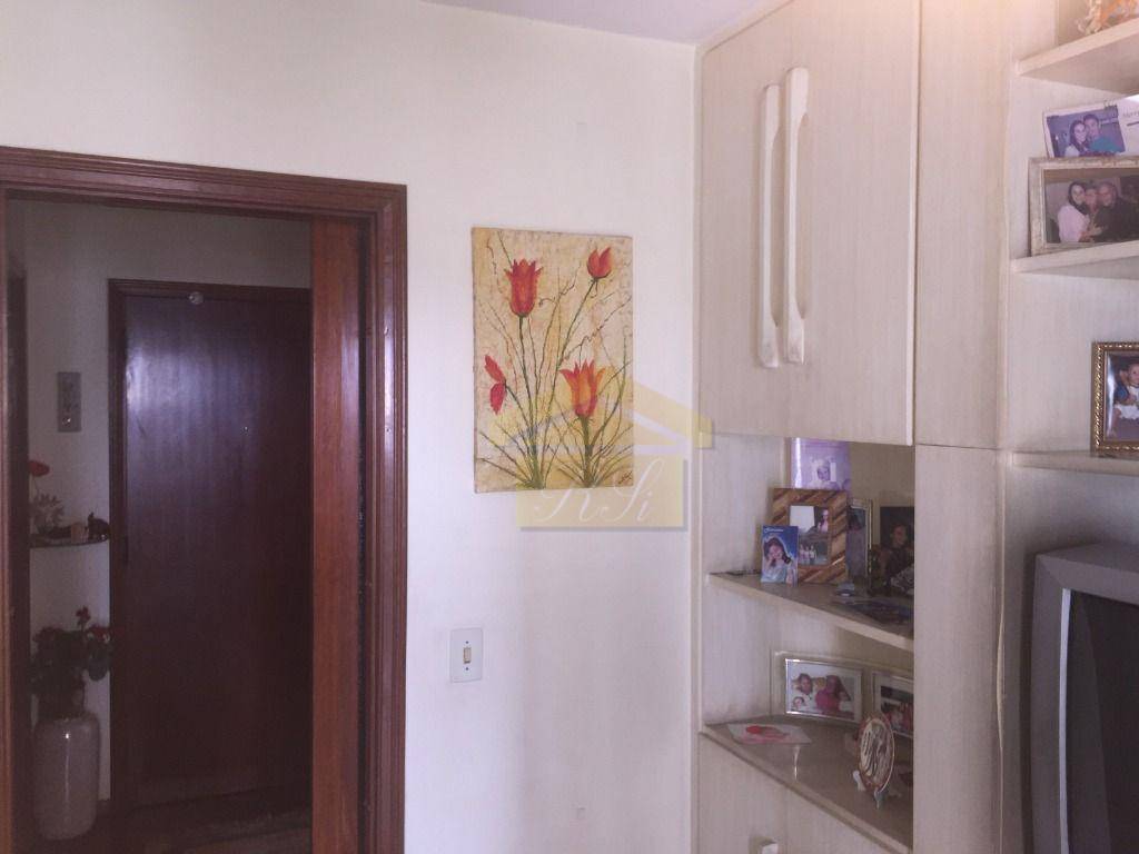 Apartamento à venda com 3 quartos, 164m² - Foto 12