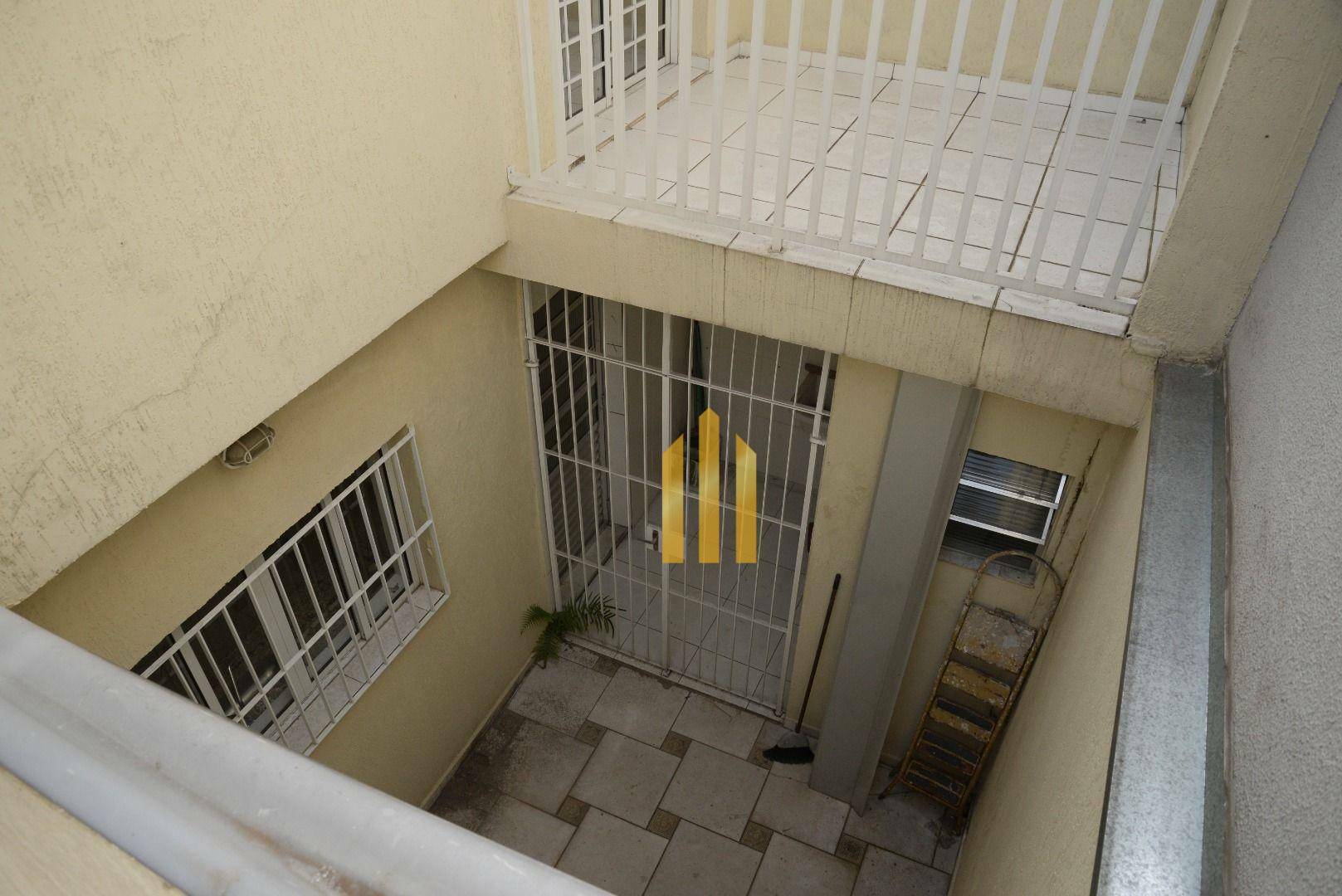 Sobrado à venda com 2 quartos, 95m² - Foto 18