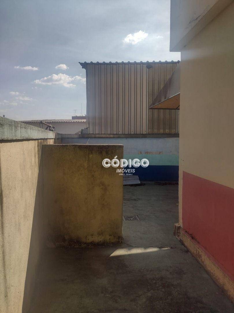 Sobrado para alugar com 2 quartos, 100m² - Foto 16