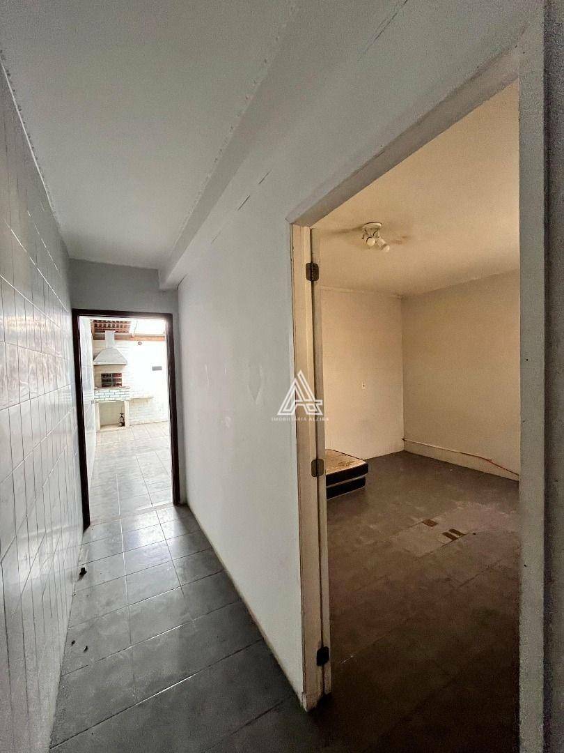 Sobrado à venda e aluguel com 3 quartos, 202m² - Foto 24