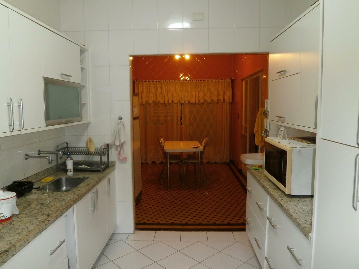 Casa à venda com 3 quartos, 170m² - Foto 18