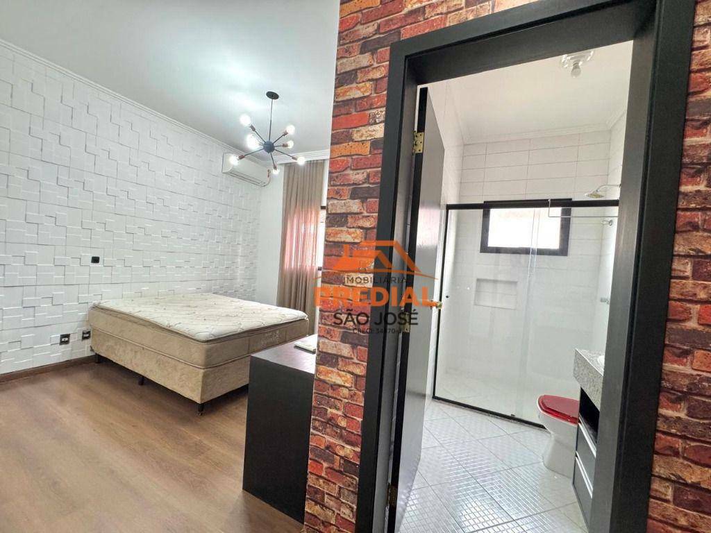 Casa de Condomínio à venda com 5 quartos, 350m² - Foto 10