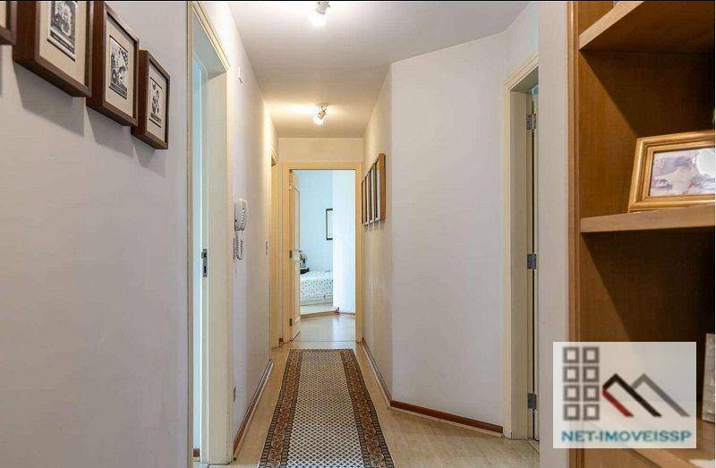 Apartamento à venda com 4 quartos, 242m² - Foto 22