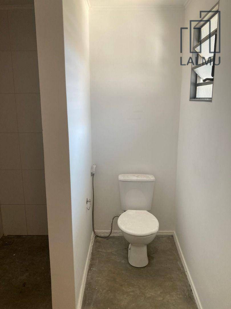 Casa para alugar com 3 quartos, 160m² - Foto 23