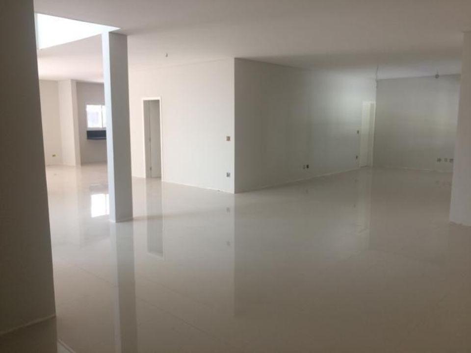 Casa de Condomínio à venda com 4 quartos, 680m² - Foto 3