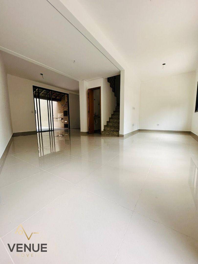 Sobrado à venda com 3 quartos, 100m² - Foto 12