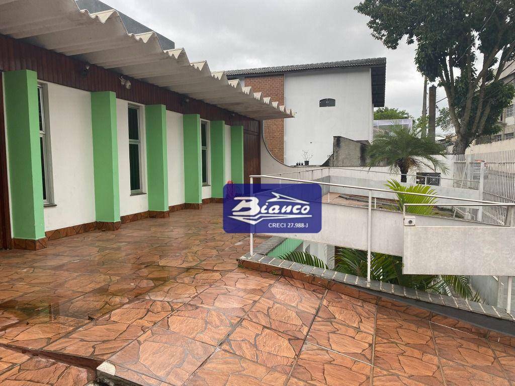 Casa à venda com 4 quartos, 372m² - Foto 6