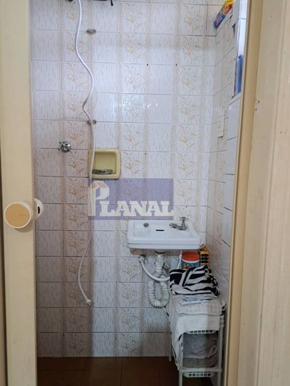 Casa à venda com 3 quartos, 100m² - Foto 5