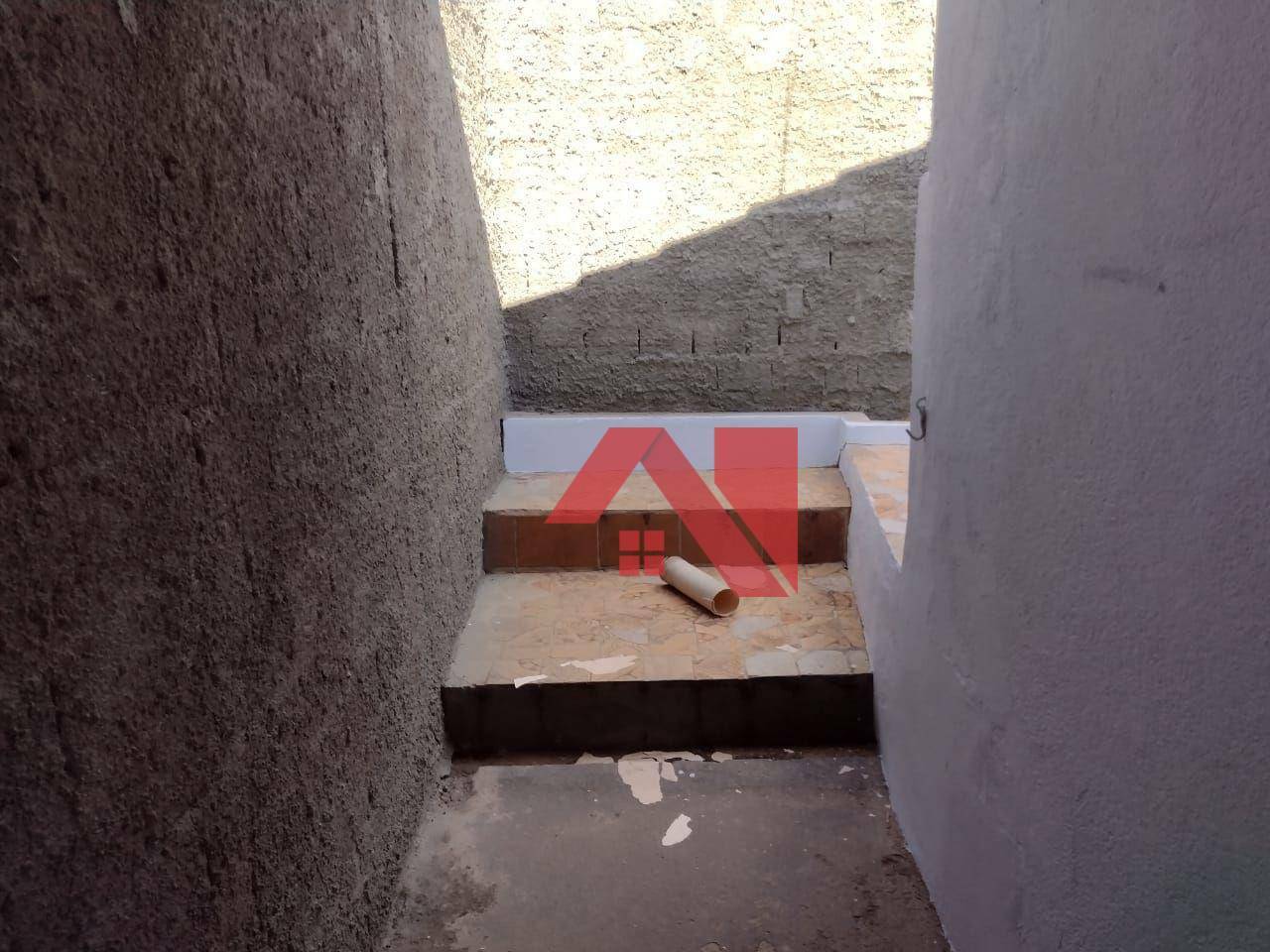 Casa à venda e aluguel com 3 quartos, 120m² - Foto 8
