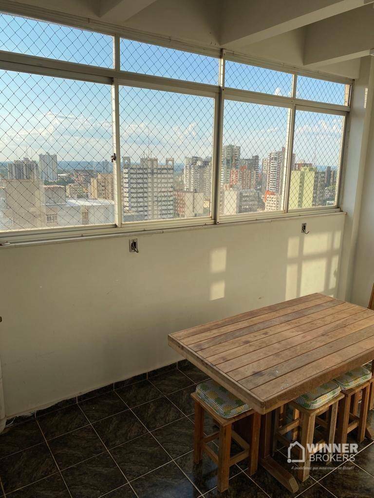 Apartamento à venda com 4 quartos, 218m² - Foto 24