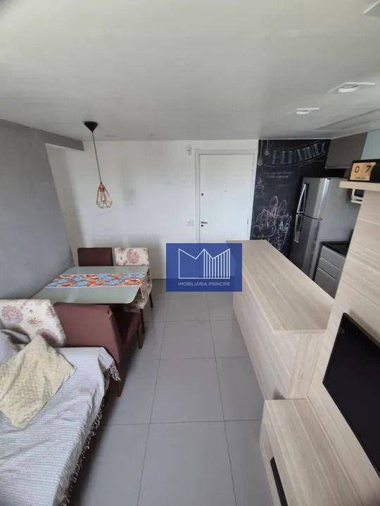 Apartamento à venda com 2 quartos, 40m² - Foto 10