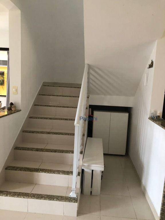 Casa de Condomínio à venda com 4 quartos, 278m² - Foto 13