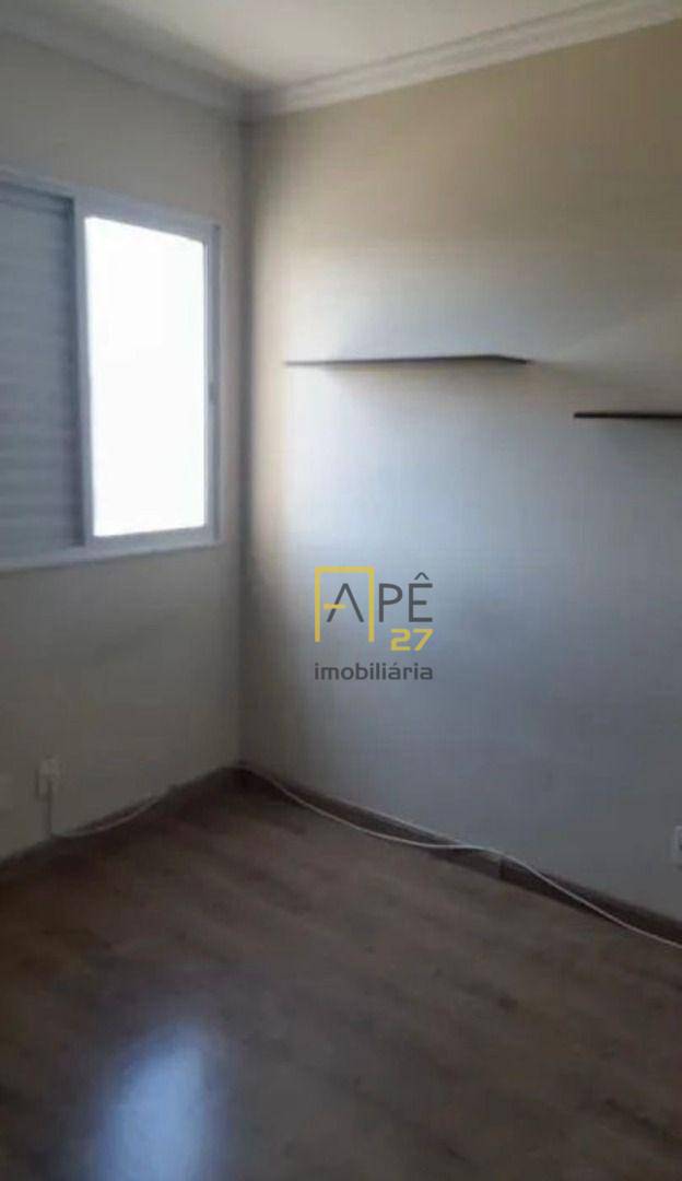 Apartamento para alugar com 3 quartos, 86m² - Foto 18